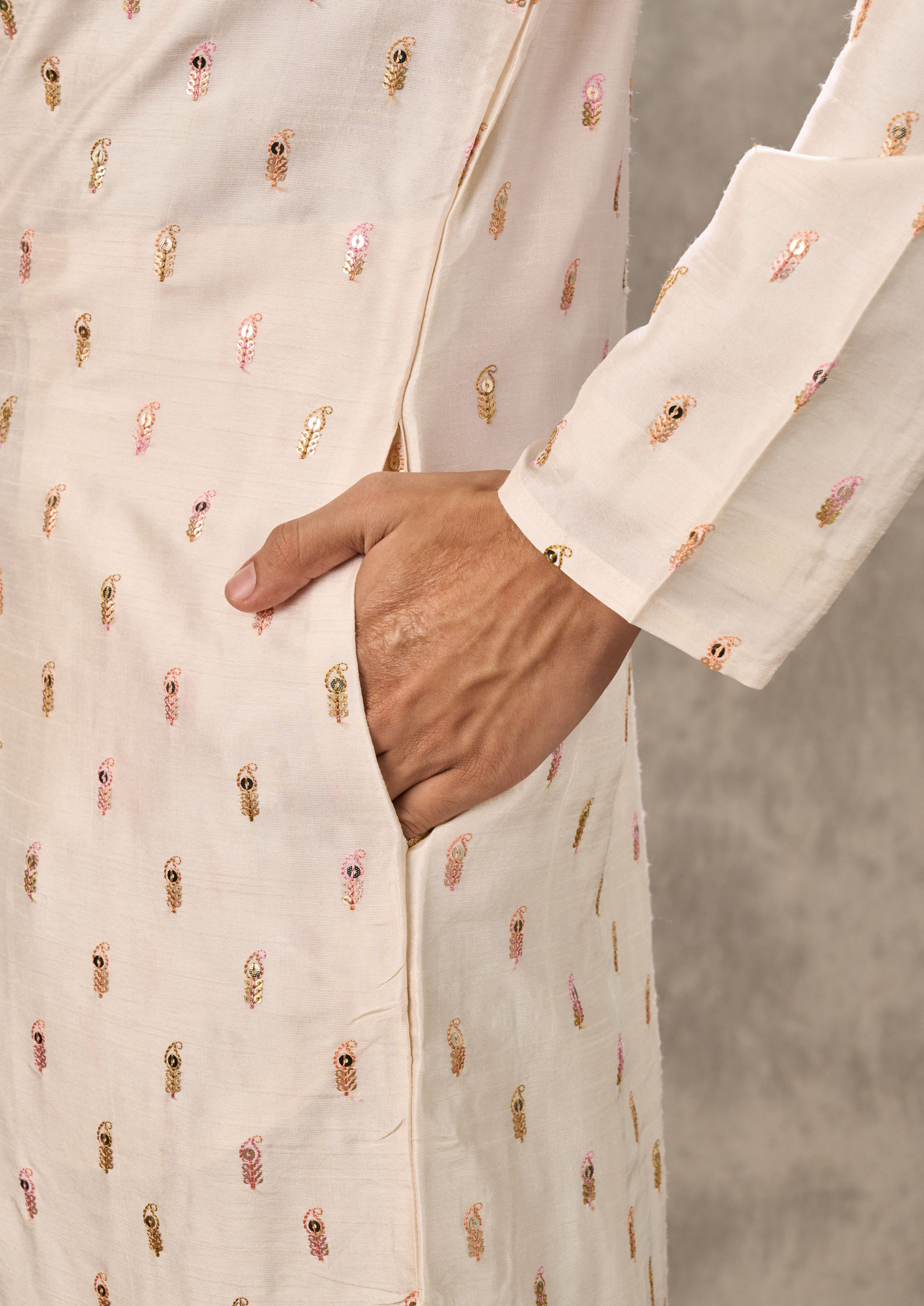Twamev Men Ivory Silk Zardozi Embroidered Kurta Set