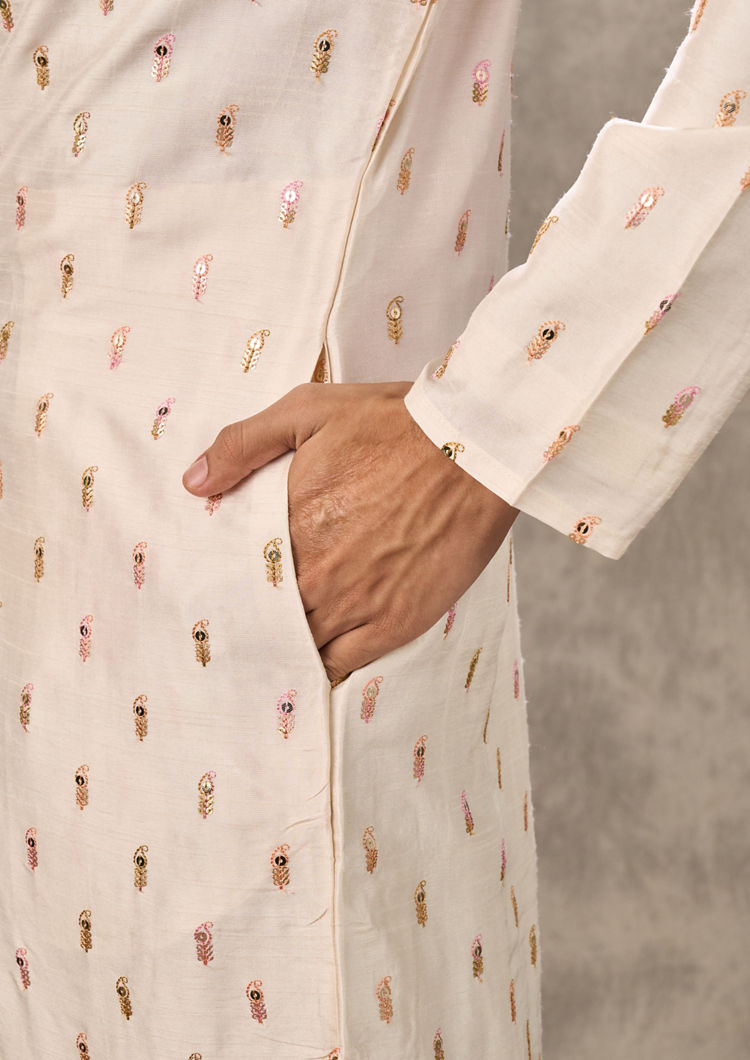 Twamev Men Ivory Silk Zardozi Embroidered Kurta Set