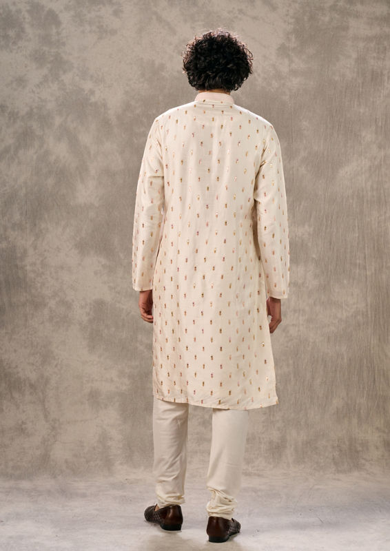 Twamev Men Ivory Silk Zardozi Embroidered Kurta Set