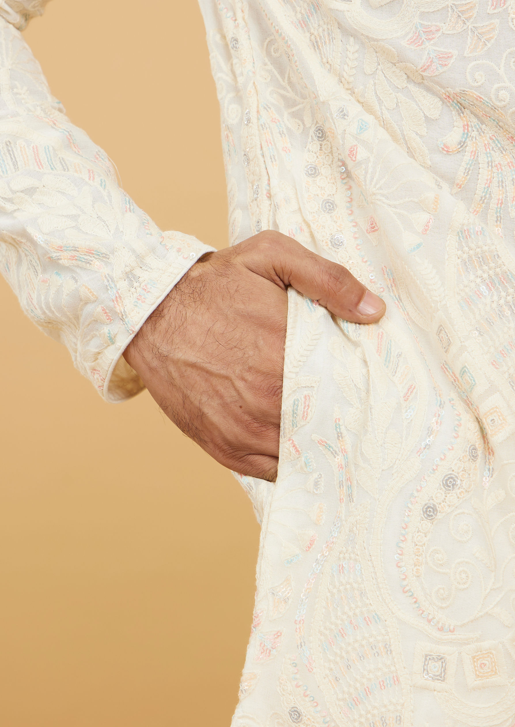 Twamev Men Cream White Abstract Embroidered Kurta Set with Striped Collar
