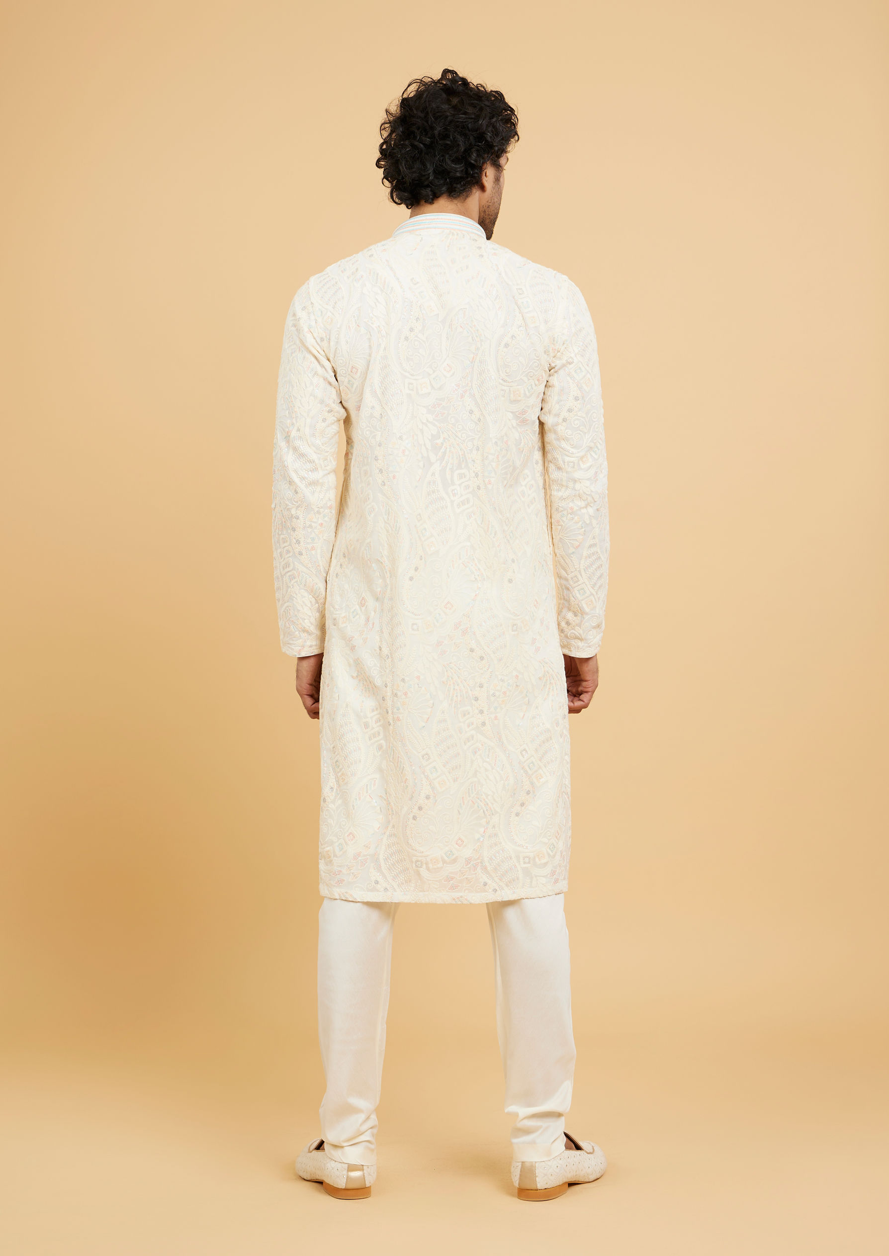 Twamev Men Cream White Abstract Embroidered Kurta Set with Striped Collar