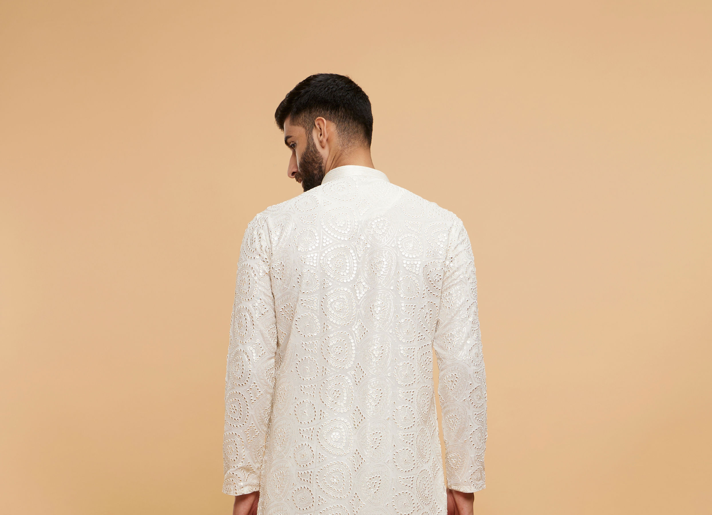 Twamev Men Ivory Cream Self Patterned Kurta Set with Mirror Work