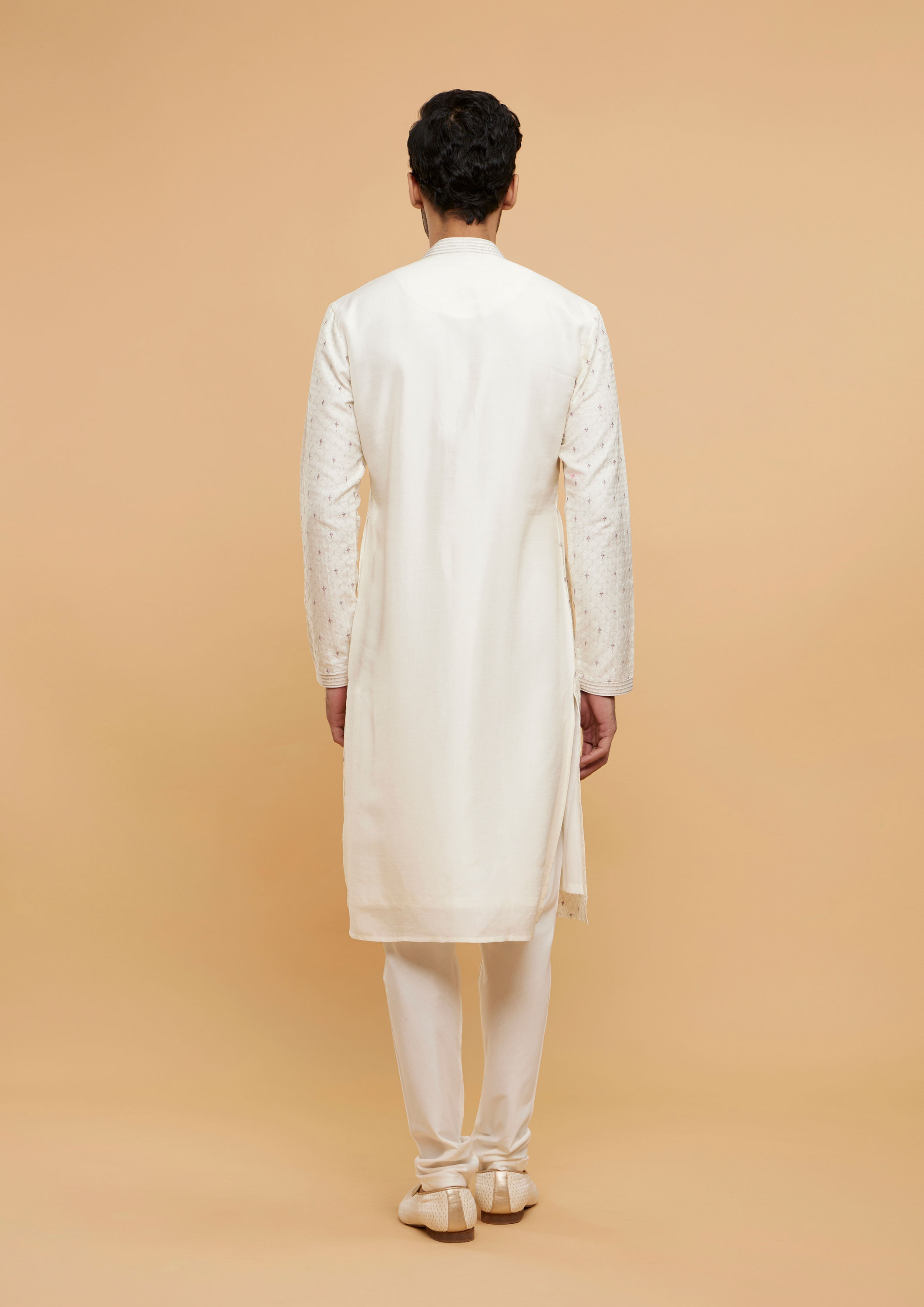 Twamev Men Warm White Buta Patterned Kurta Set