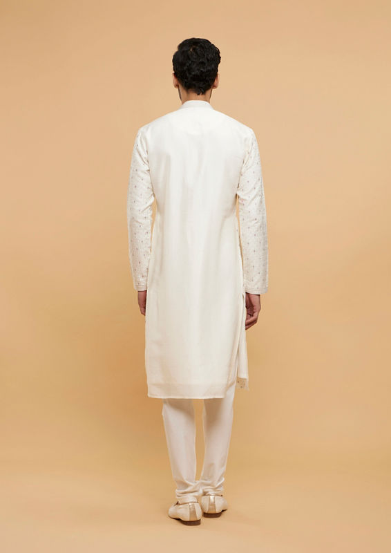 Twamev Men Warm White Buta Patterned Kurta Set