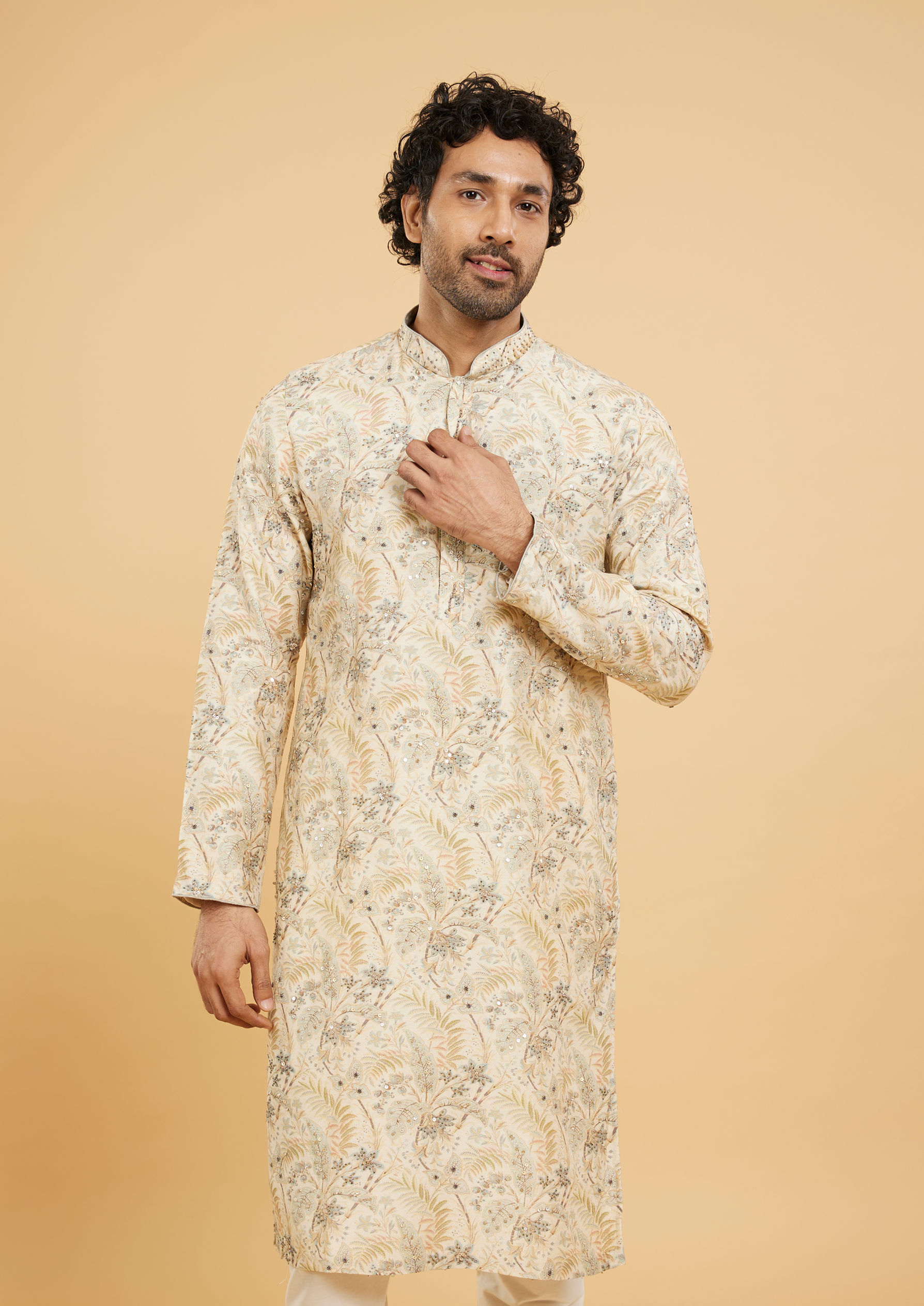Twamev Men Cream Beige Leaf Printed Kurta Set with Sequin Work