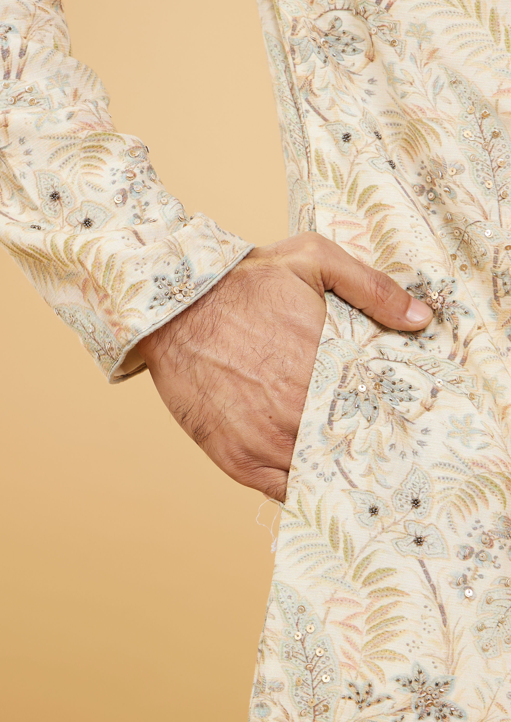 Twamev Men Cream Beige Leaf Printed Kurta Set with Sequin Work