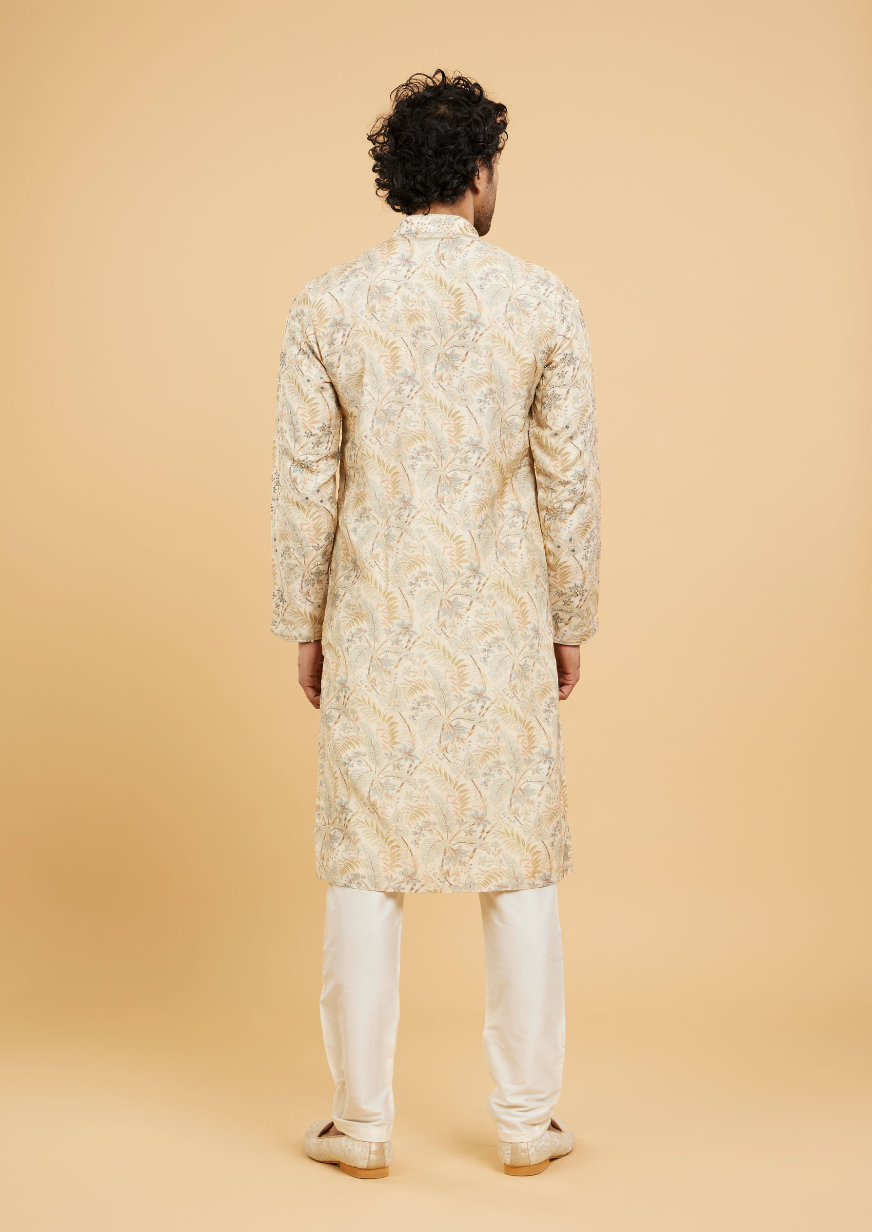 Twamev Men Cream Beige Leaf Printed Kurta Set with Sequin Work