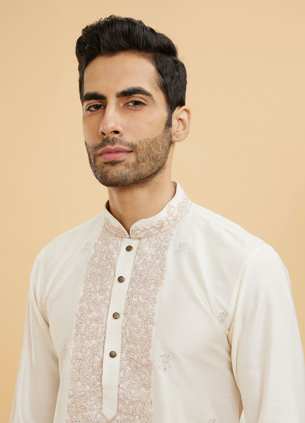Twamev Men Ivory Viscose Floral Embroidered Kurta Set