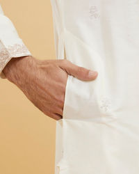 Twamev Men Ivory Viscose Floral Embroidered Kurta Set