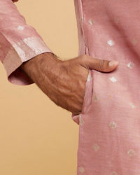 Twamev Men Dusty Pink Chanderi Embroidered Kurta Set