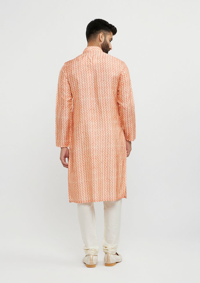 Twamev Men Soft Peach Chevron Printed Kurta Set with Mirror Work