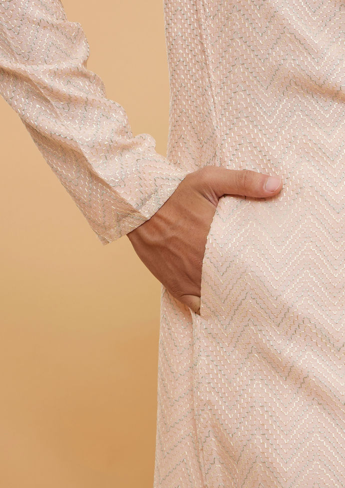 Twamev Men Peach Dust Chevron Patterned Kurta Set