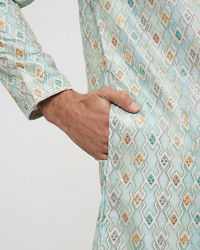 Twamev Men Aqua Green Georgette Embroidered Kurta Set