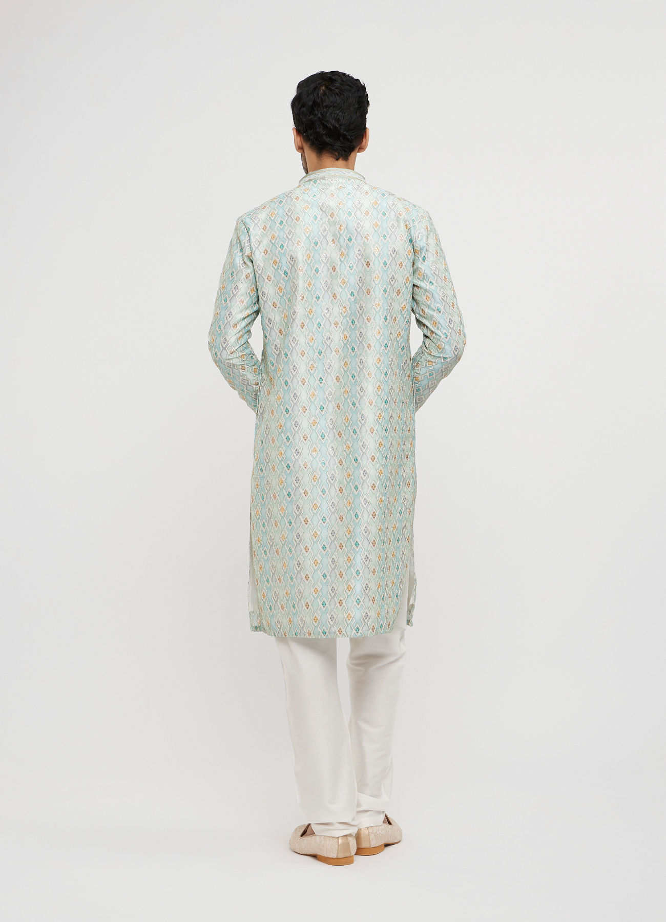 Twamev Men Aqua Green Georgette Embroidered Kurta Set