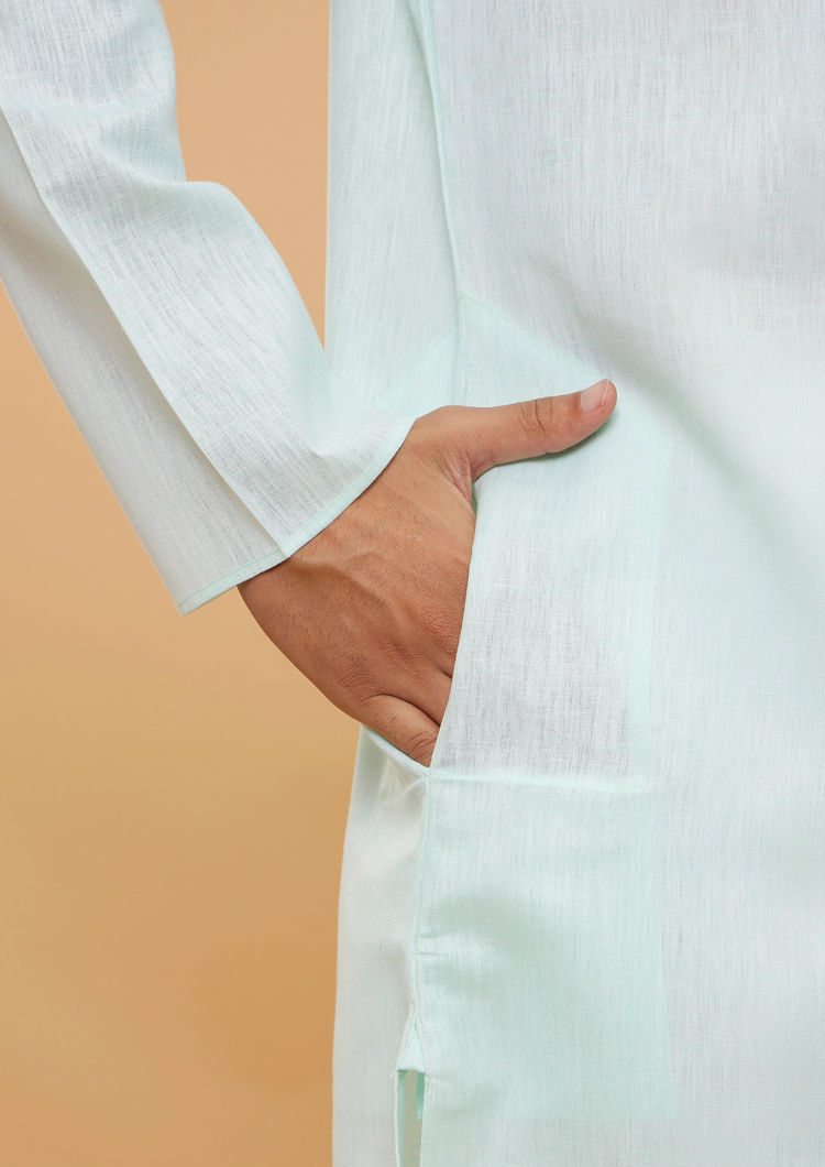 Twamev Men Aqua Green Blended Cotton Kurta Pajama Set