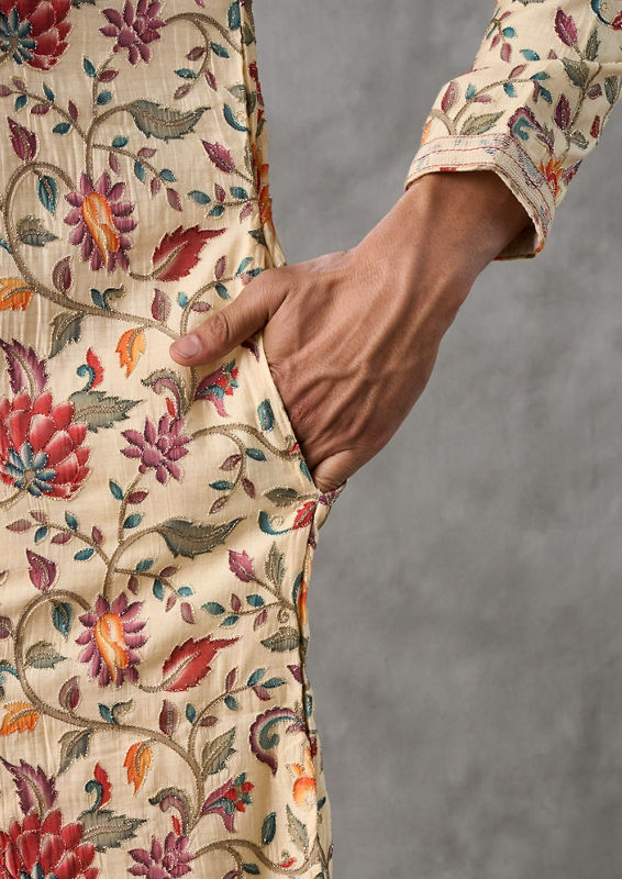 Twamev Men Elegant Beige Men Kurta Churidar