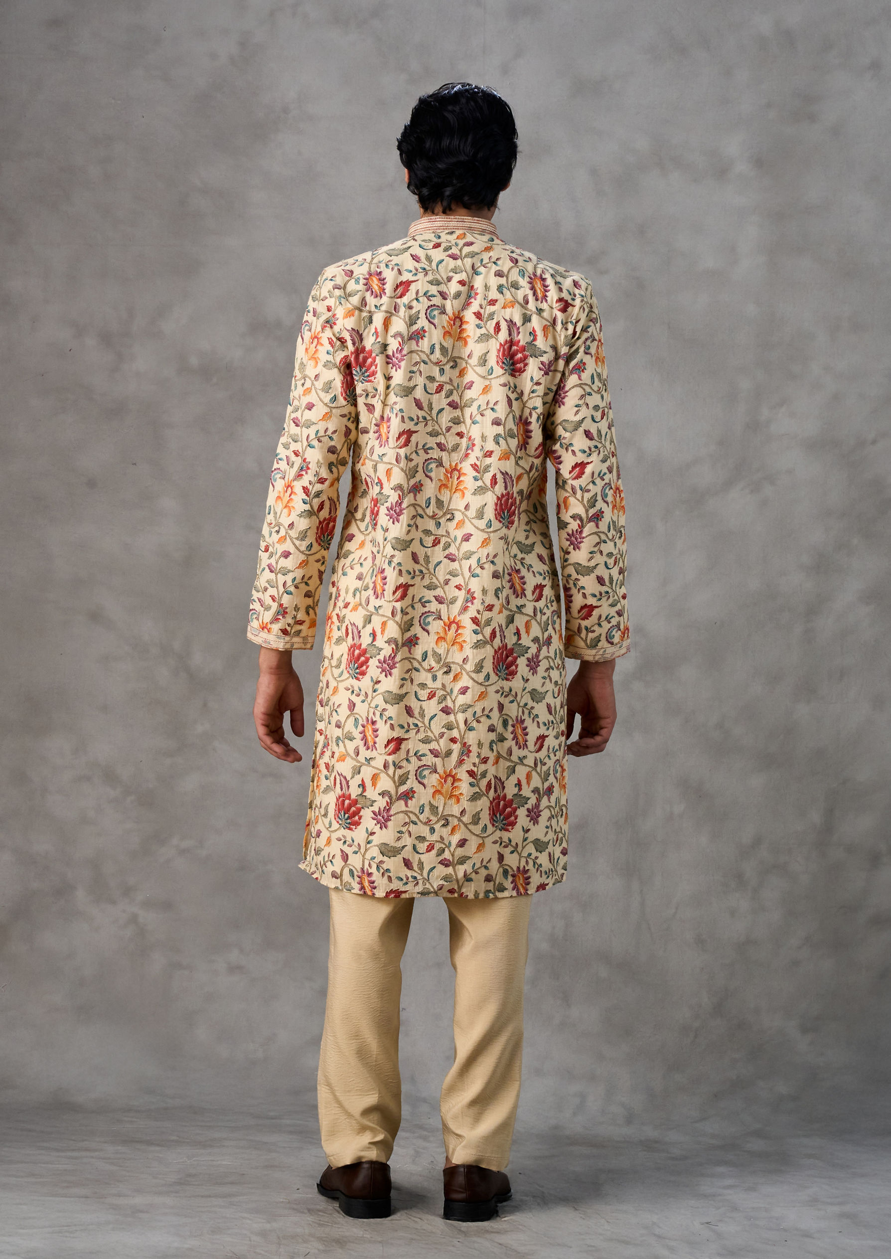 Twamev Men Elegant Beige Men Kurta Churidar