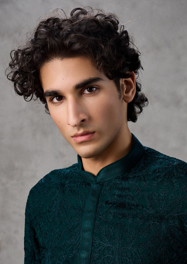 Twamev Men Emerald Green Georgette Kurta Churidar