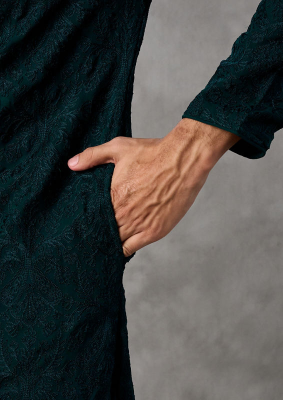 Twamev Men Emerald Green Georgette Kurta Churidar