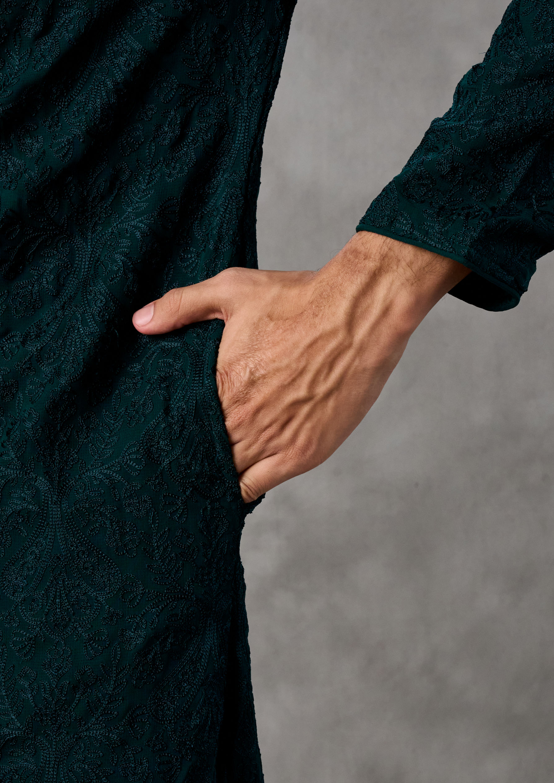 Twamev Men Emerald Green Georgette Kurta Churidar