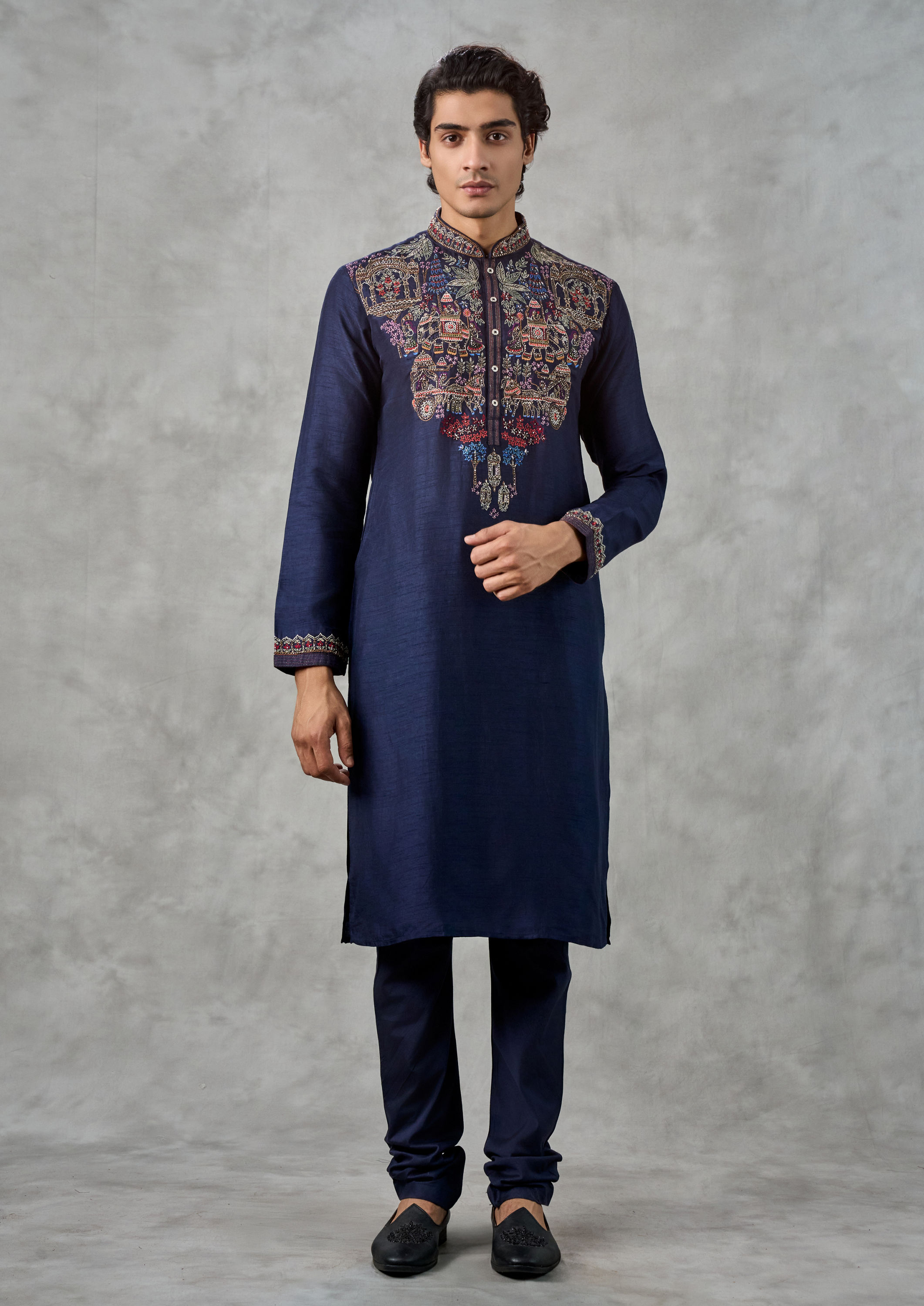 Twamev Men Dark Blue Artistry Kurta Churidar