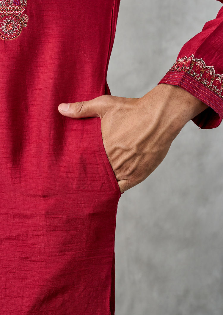 Twamev Men Red Vineyard Elegance Kurta Pajama