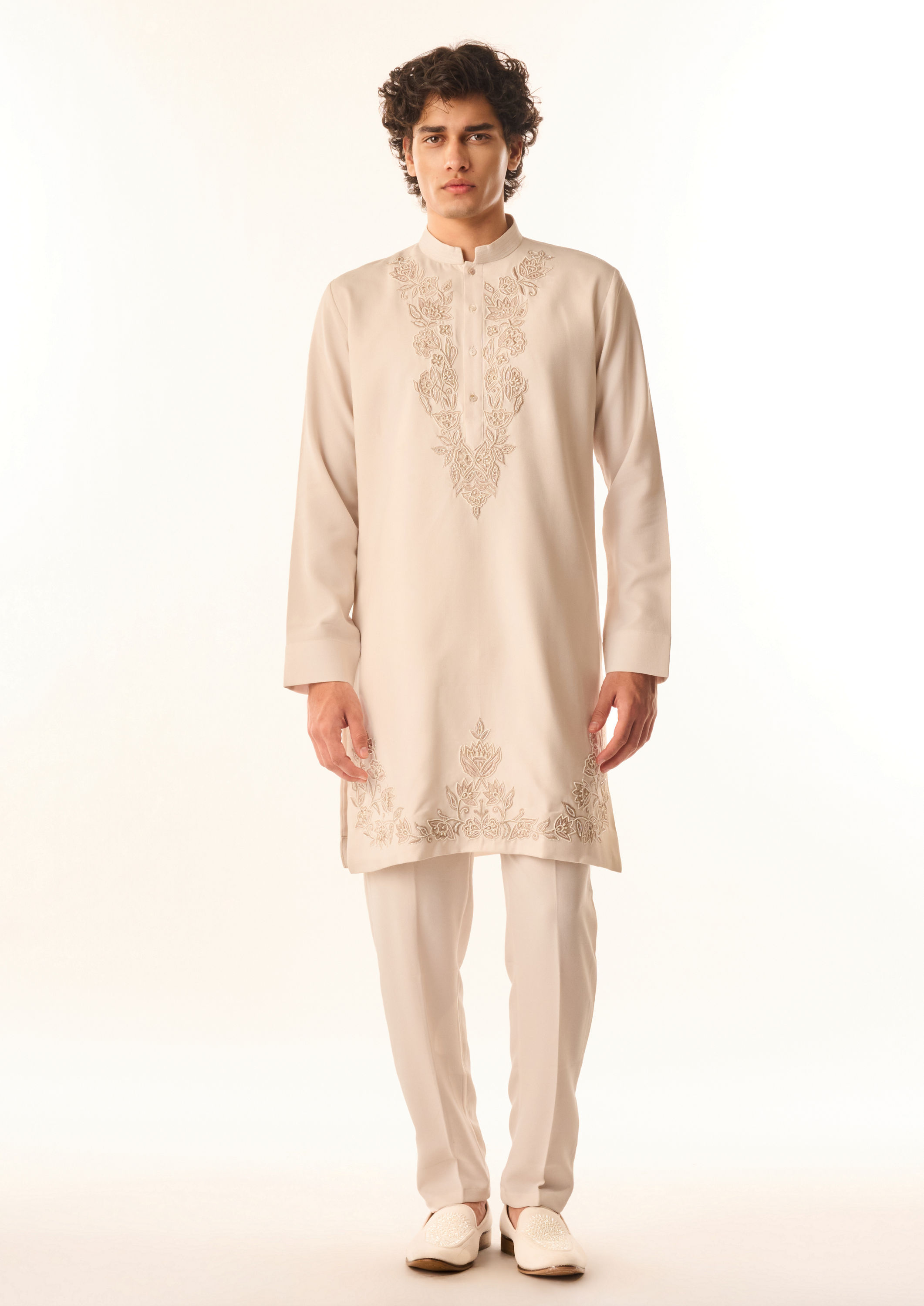 Twamev Men Ivory Crepe Floral Hand Embroidered Kurta Pant Set
