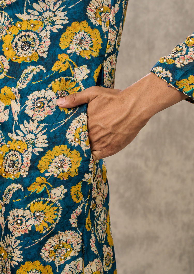 Twamev Men Teal Blue Elegance Kurta Churidar