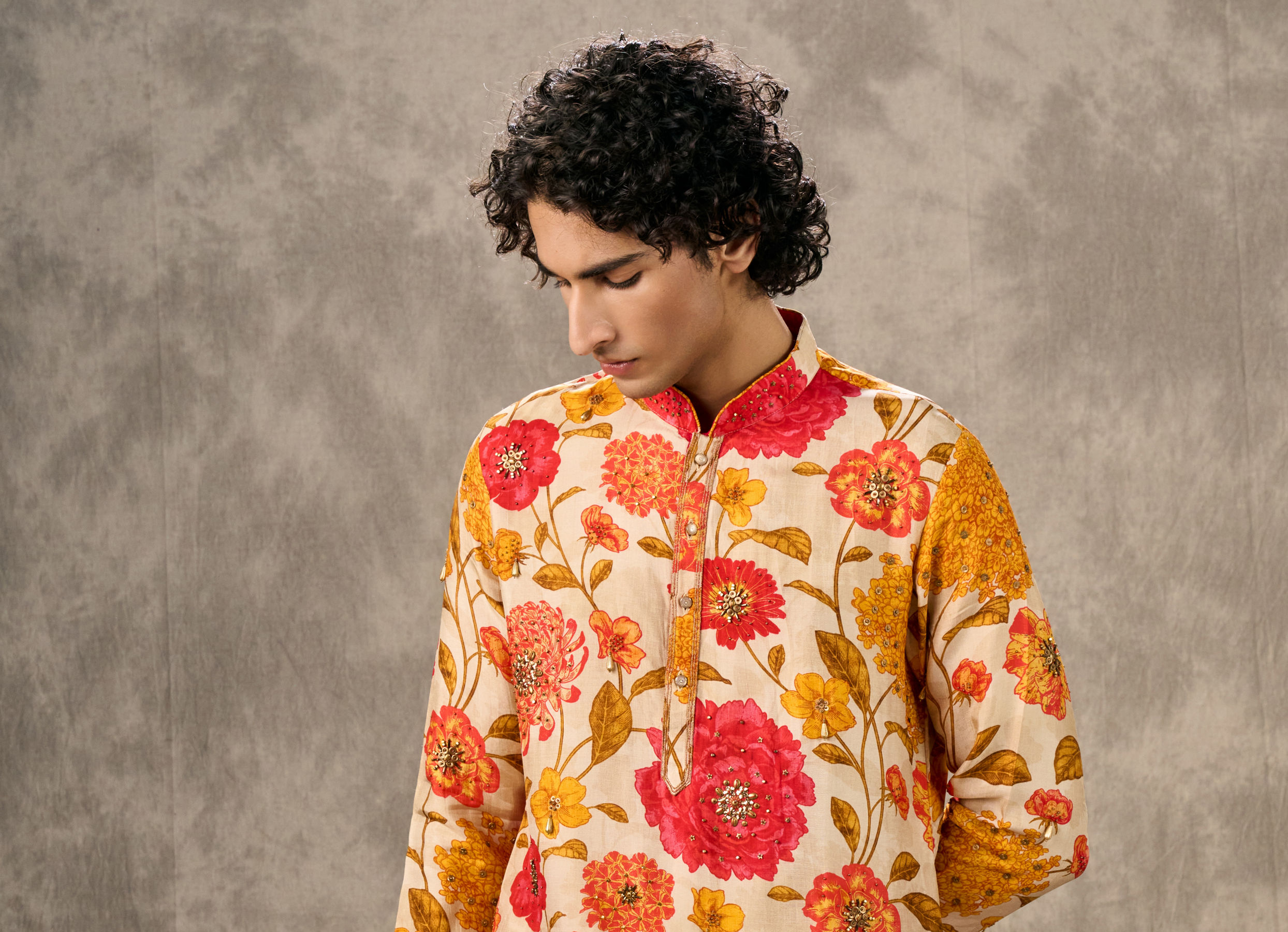 Twamev Men Beige & Mustard Floral Printed Kurta Pant Set