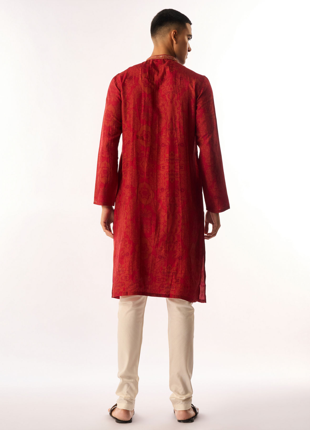 Twamev Men Red Art Silk Kurta Set with Embroidery