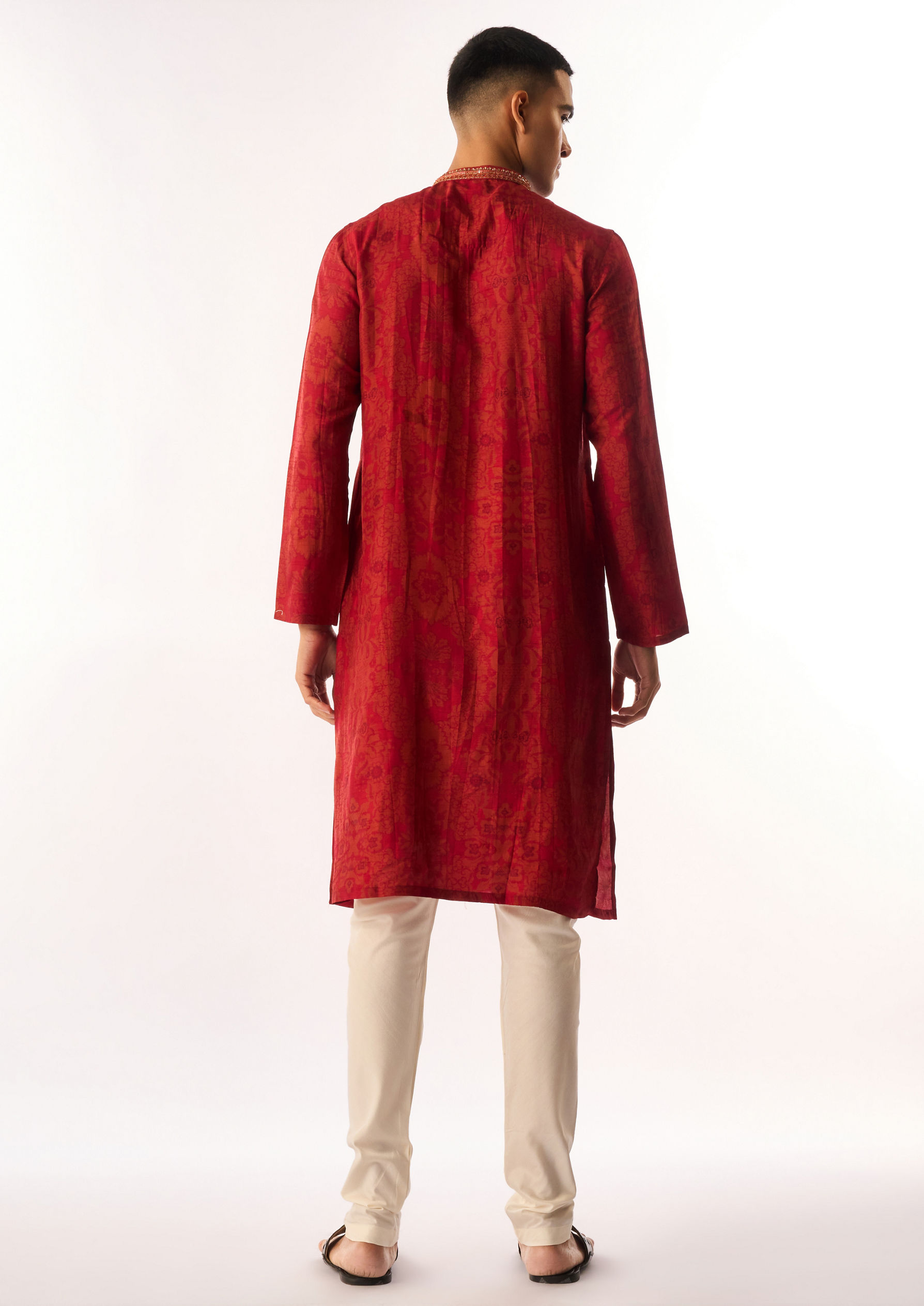 Twamev Men Red Art Silk Kurta Set with Embroidery