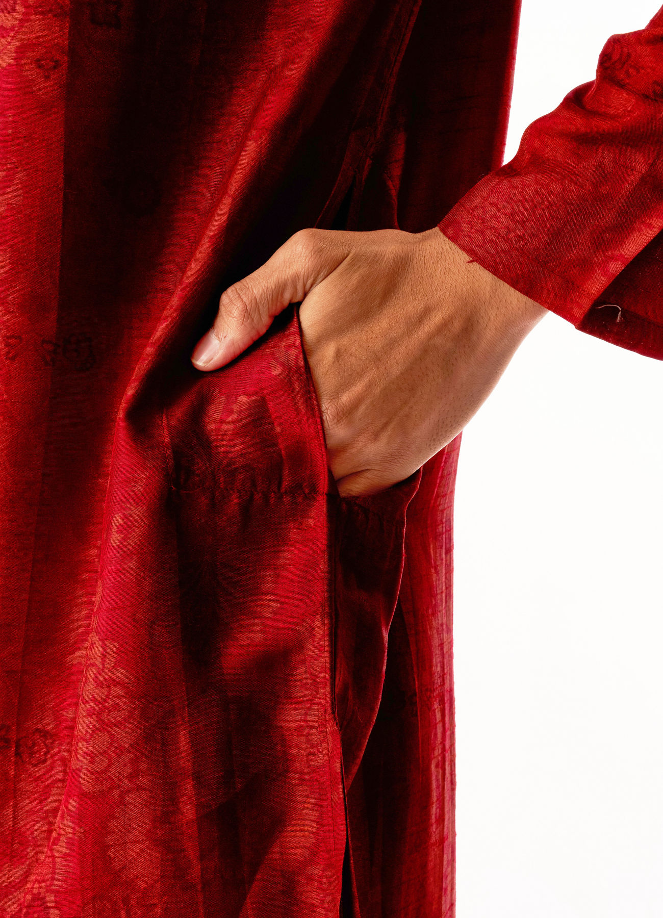 Twamev Men Red Art Silk Kurta Set with Embroidery