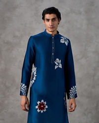 Twamev Men Teal Blue Silk Floral Applique Kurta Set