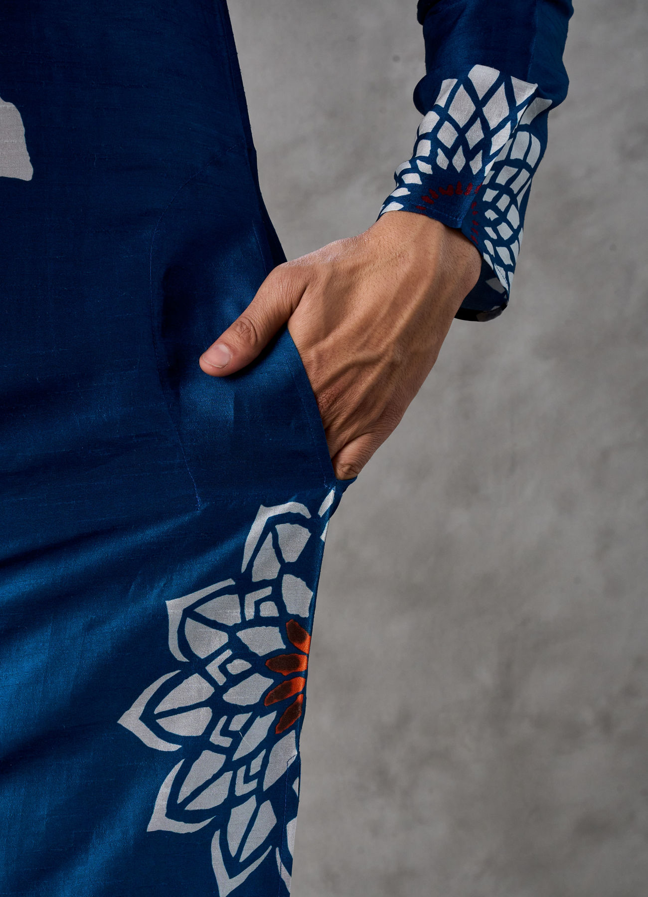 Twamev Men Teal Blue Silk Floral Applique Kurta Set