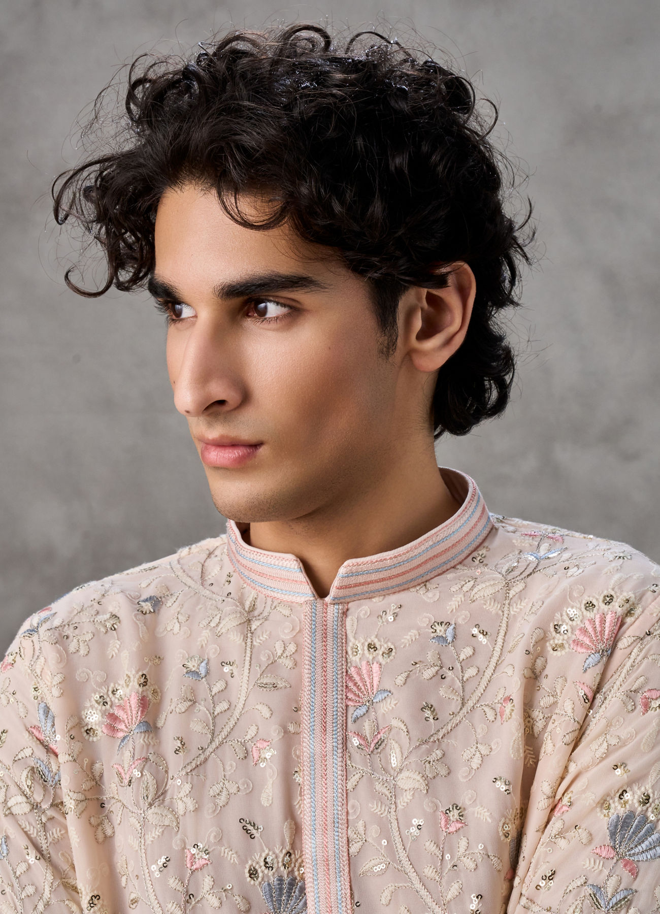 Twamev Men Beige Georgette Thread Embroidered Kurta Set