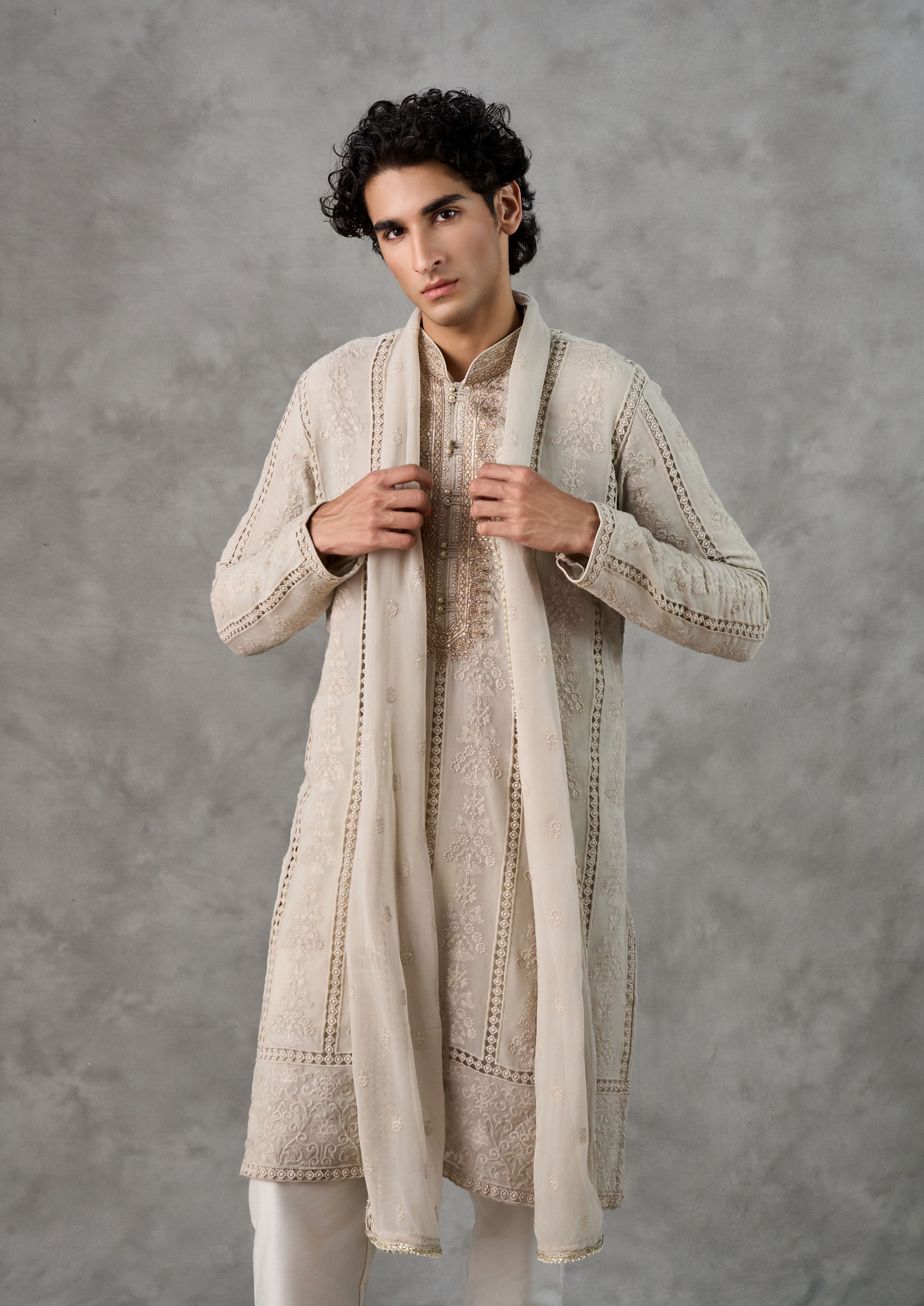 Twamev Men Ivory Georgette Artisan Threadwork Kurta Set with Dupatta