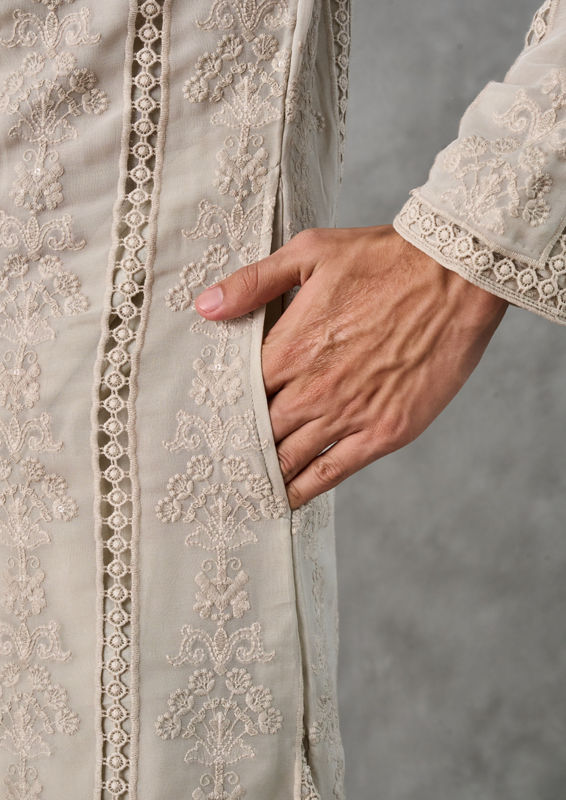 Twamev Men Ivory Georgette Artisan Threadwork Kurta Set with Dupatta