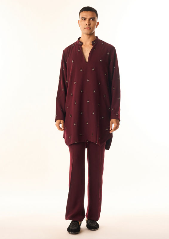 Twamev Men Wine Georgette Kurta Set with Embroidery