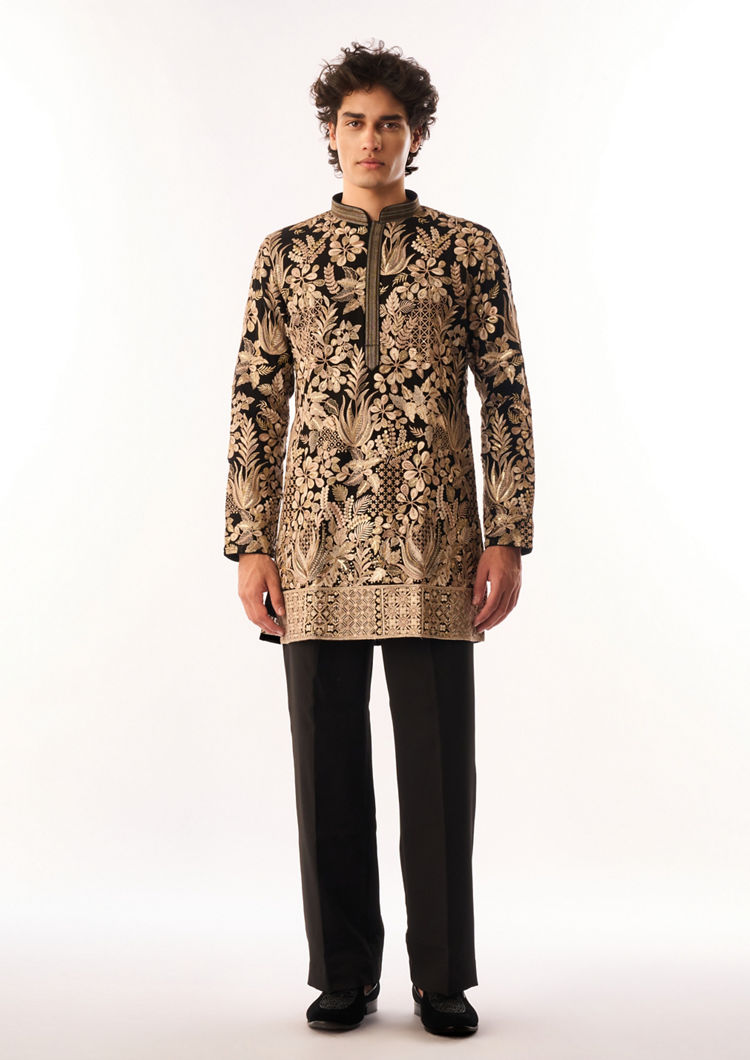 Twamev Men Black Georgette Kurta Set with Embroidery