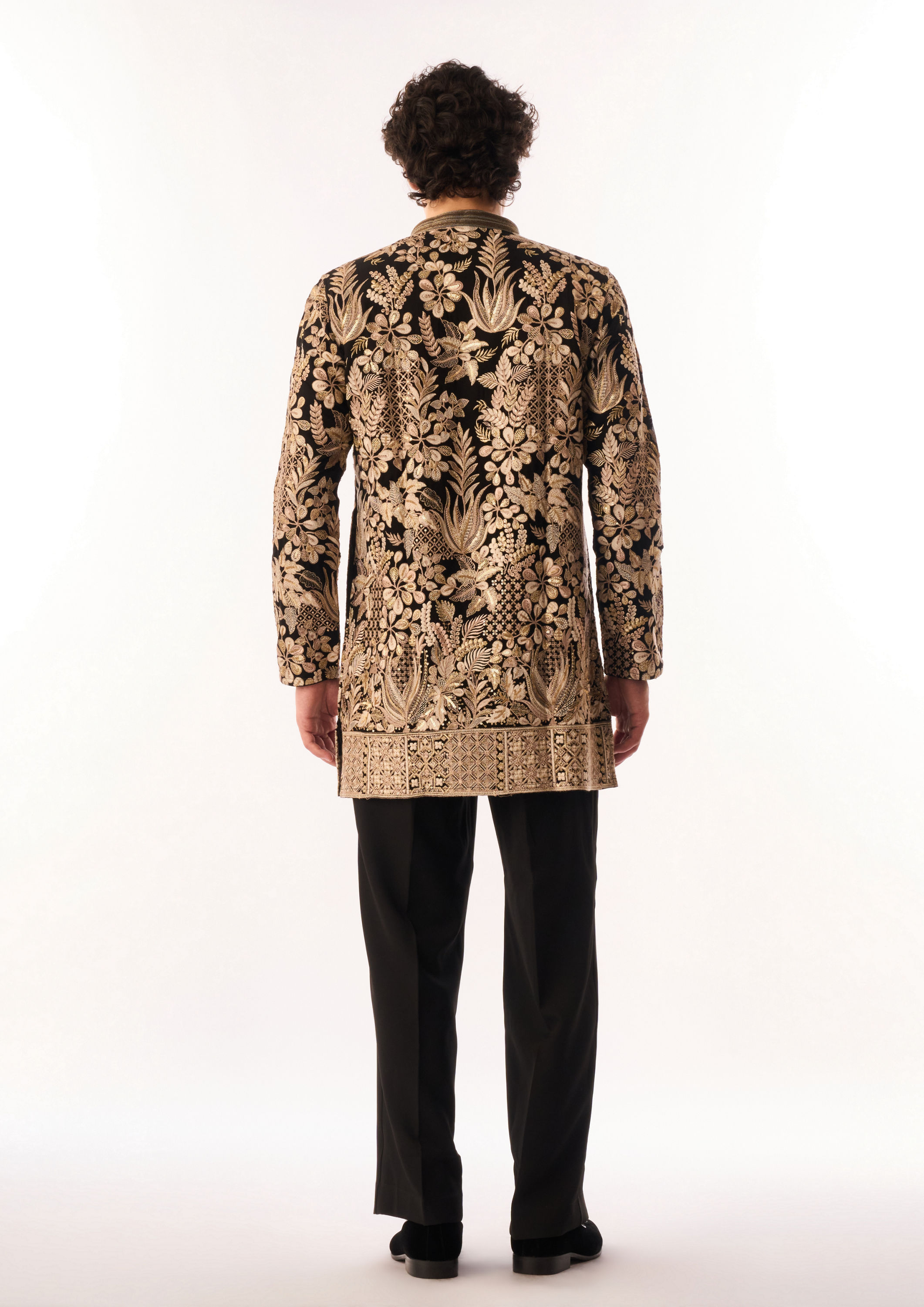 Twamev Men Black Georgette Kurta Set with Embroidery