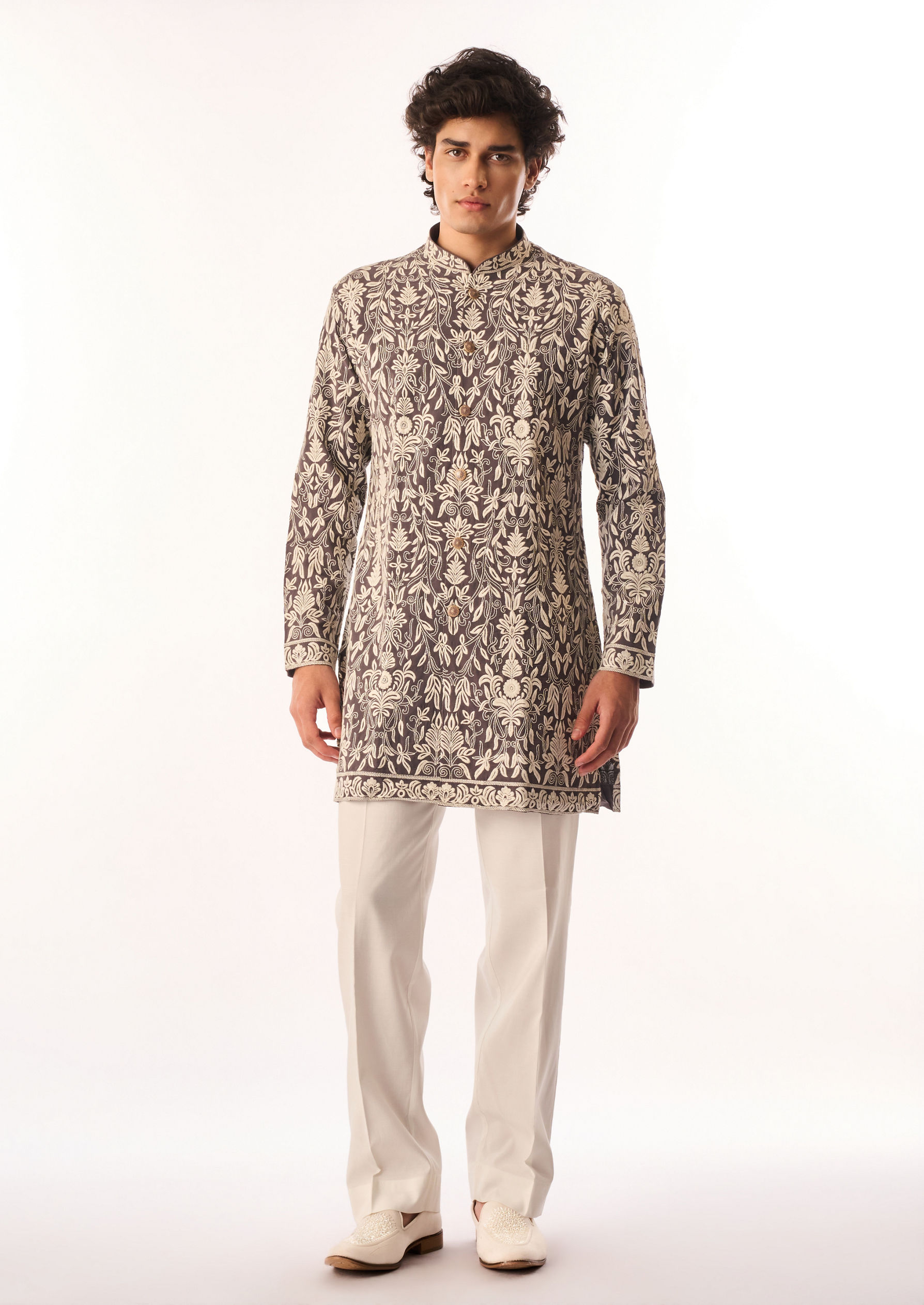 Twamev Men Purple Georgette Kurta Set with Embroidery
