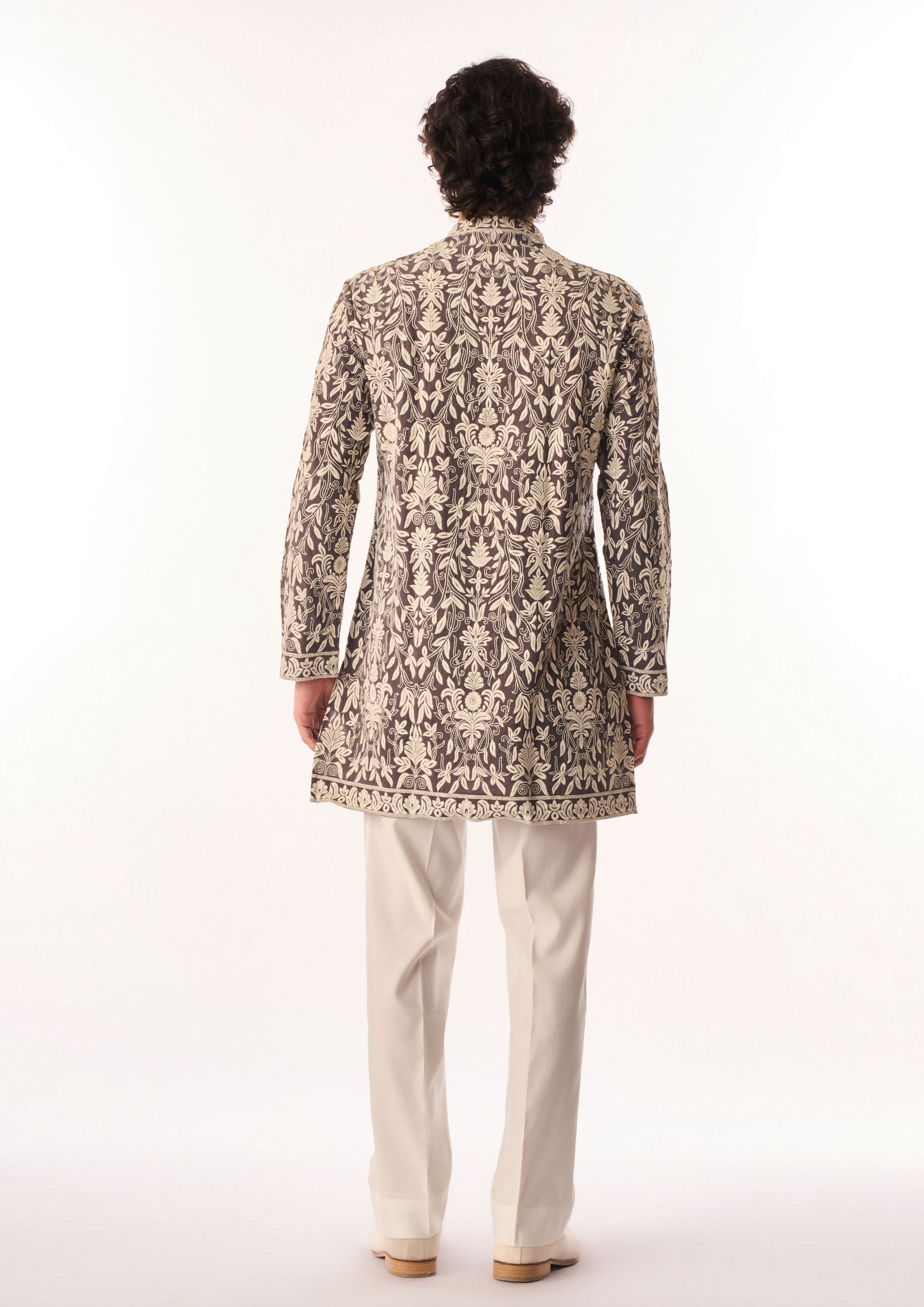 Twamev Men Purple Georgette Kurta Set with Embroidery