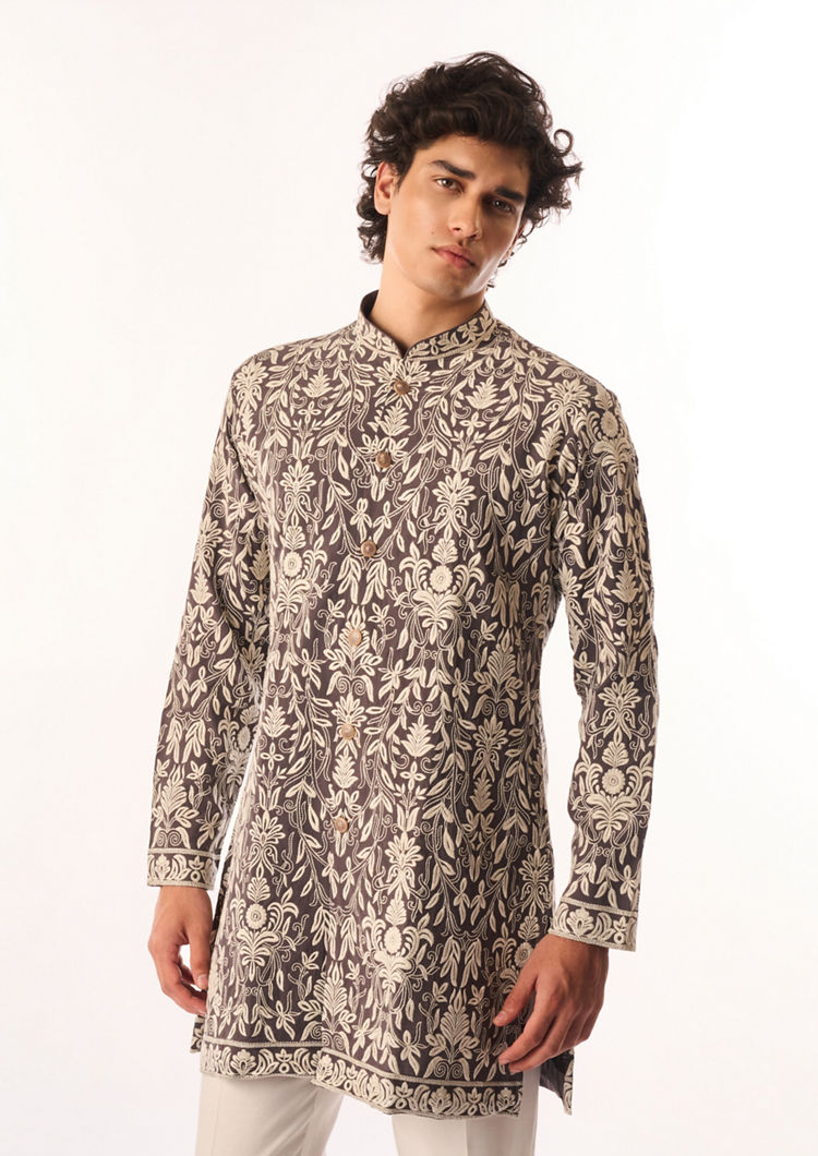 Twamev Men Purple Georgette Kurta Set with Embroidery