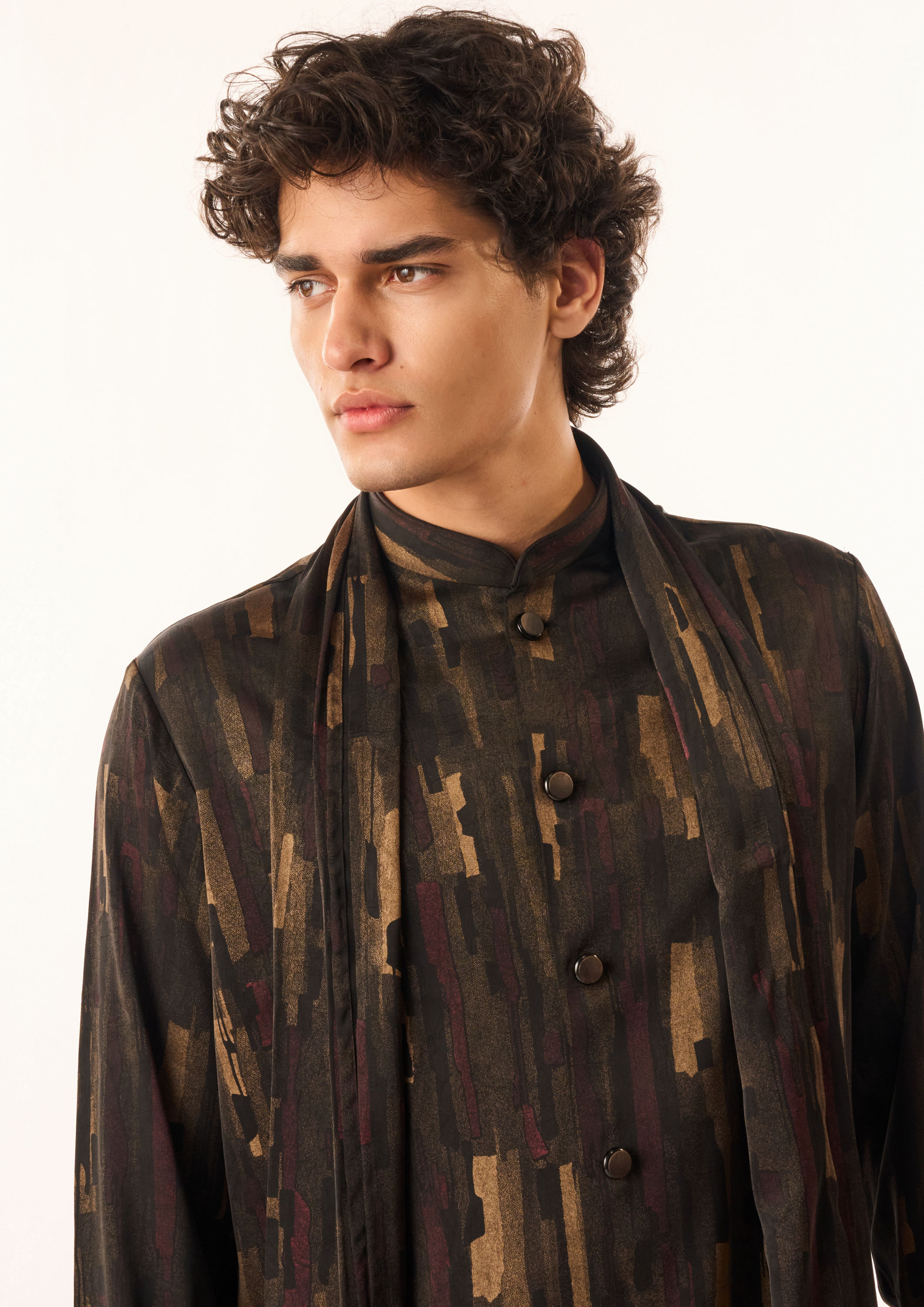 Twamev Men Black Crepe Kurta Set with Print