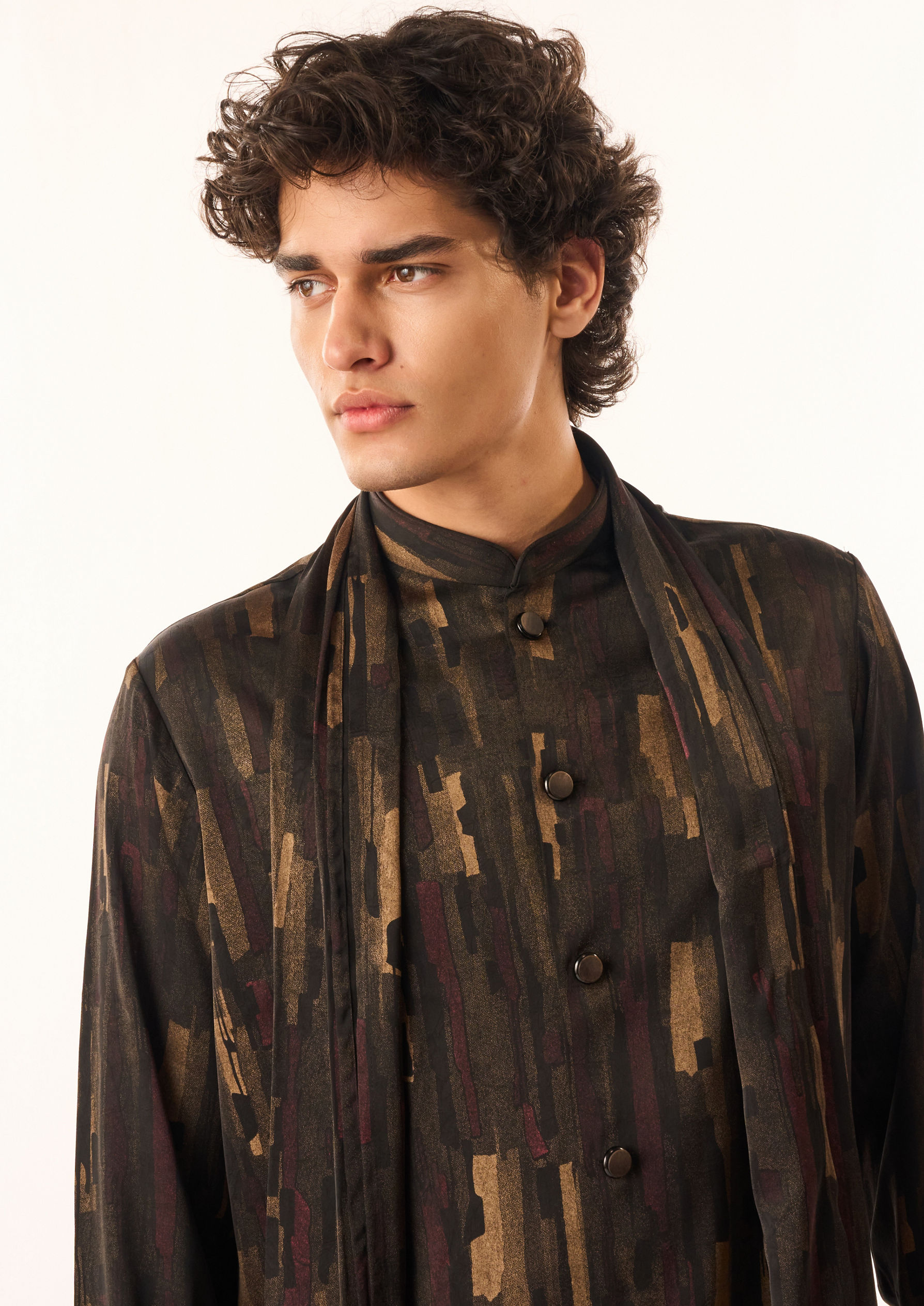 Twamev Men Black Crepe Kurta Set with Print