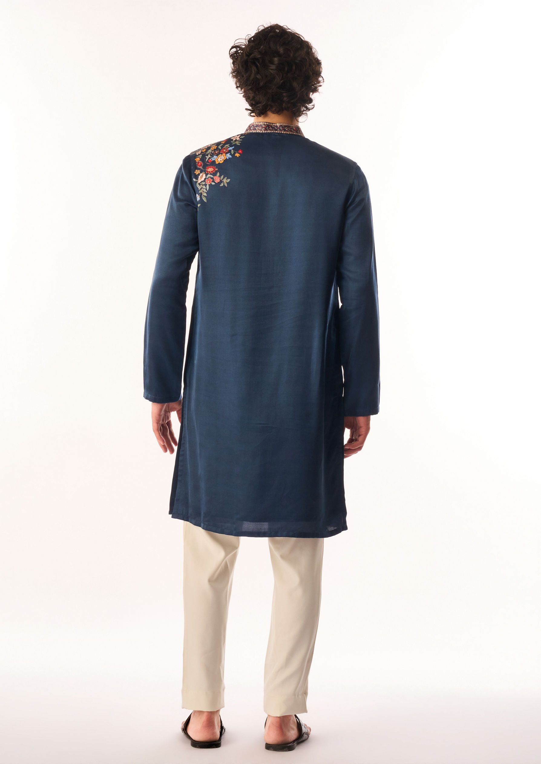 Twamev Men Dark Blue Satin Kurta Set with Embroidery