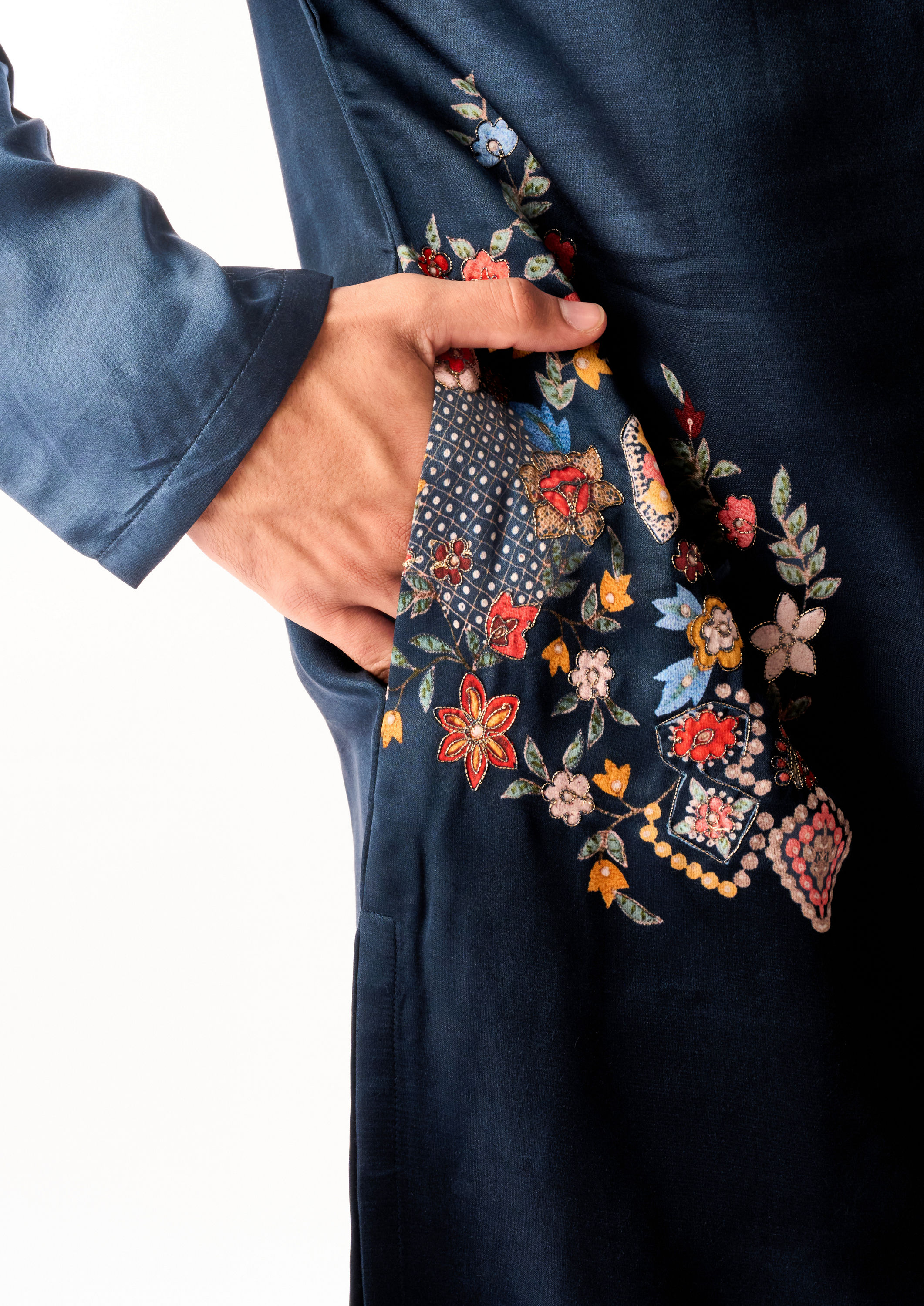 Twamev Men Dark Blue Satin Kurta Set with Embroidery