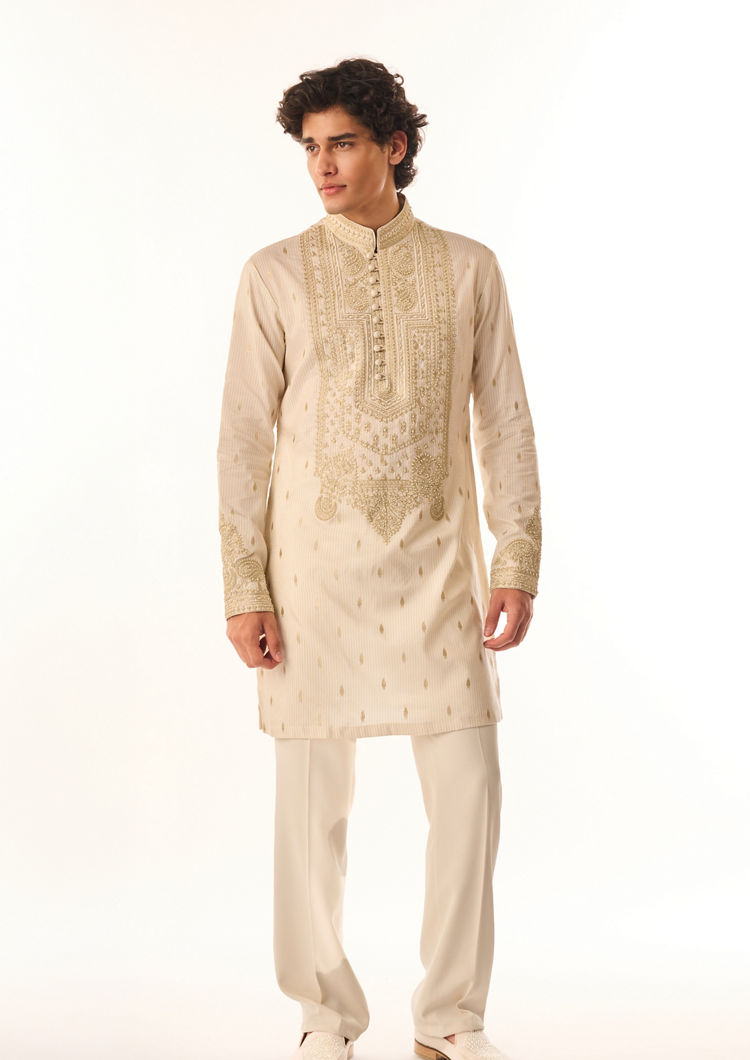 Twamev Men Cream Silk Kurta Set with Embroidery