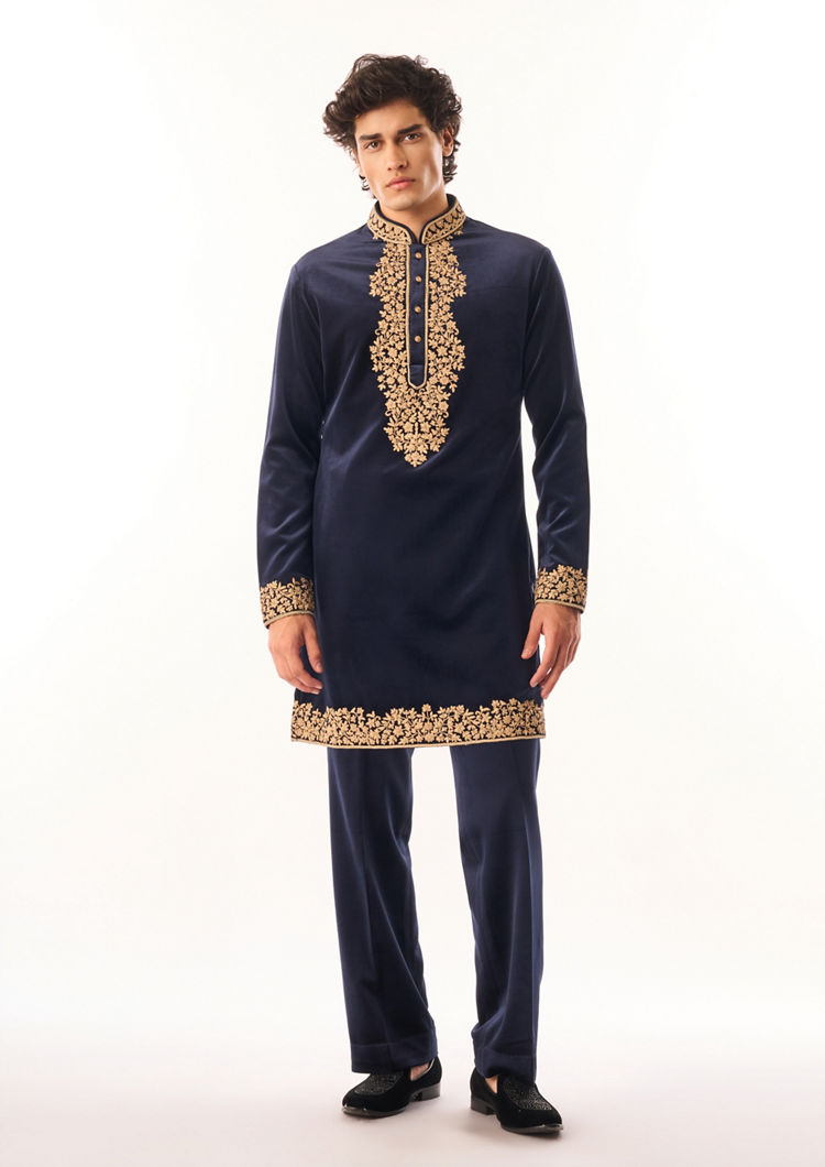 Twamev Men Dark Blue Velvet Kurta Set with Embroidery