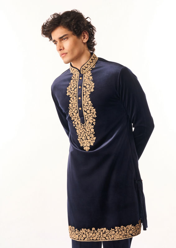 Twamev Men Dark Blue Velvet Kurta Set with Embroidery